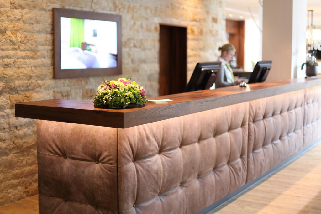 Riku Hotel Neu-Ulm Eksteriør bilde