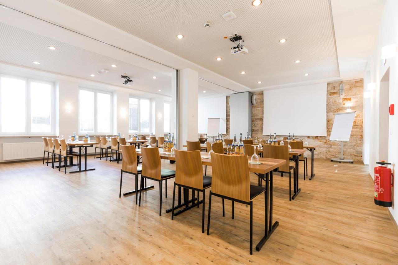Riku Hotel Neu-Ulm Eksteriør bilde