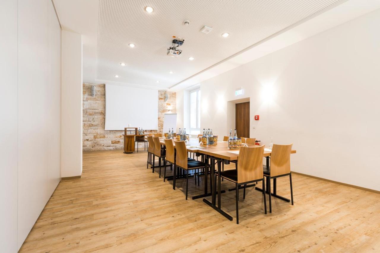 Riku Hotel Neu-Ulm Eksteriør bilde
