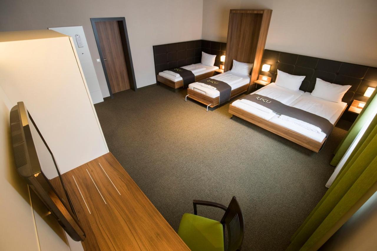 Riku Hotel Neu-Ulm Eksteriør bilde