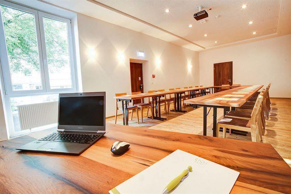 Riku Hotel Neu-Ulm Eksteriør bilde